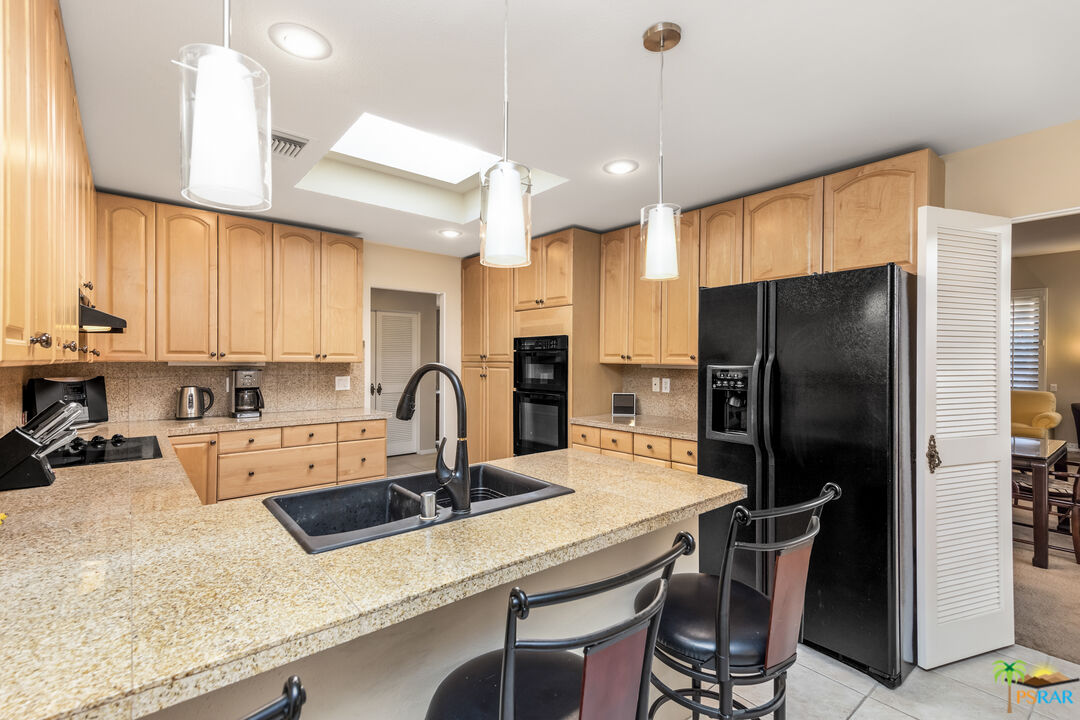 Image 21 for 21   CORNELL DR