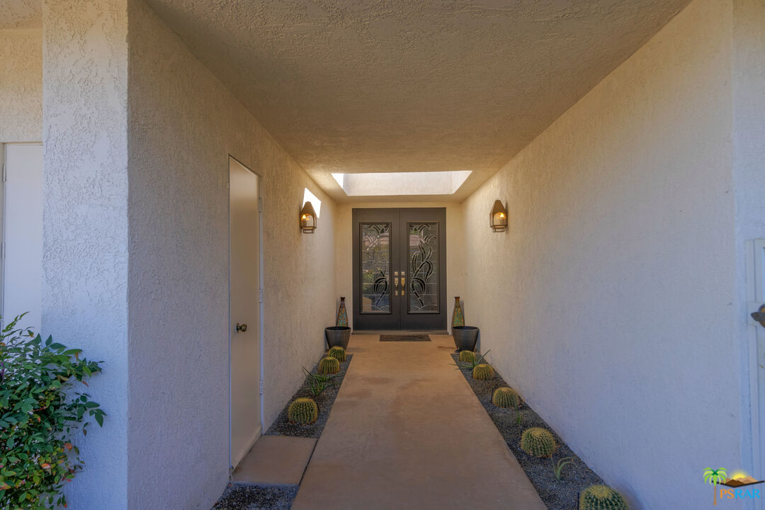 Image 6 for 21   CORNELL DR