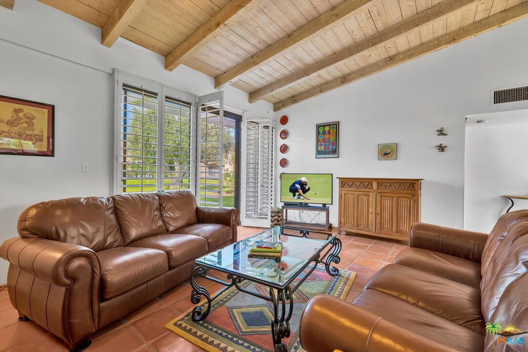 Image 3 for 845  N CALLE DE PINOS
