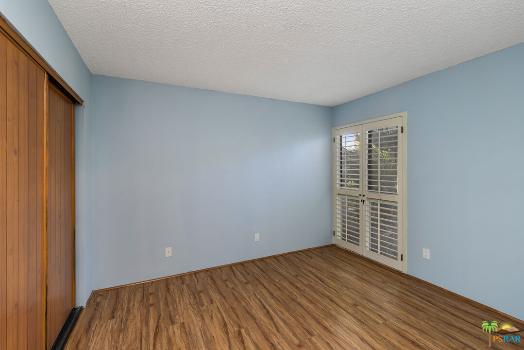 Image 19 for 2134 S SUNSHINE CIR