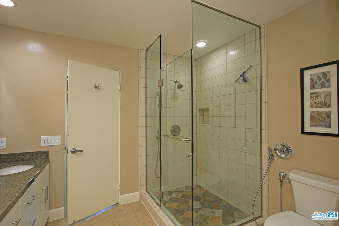 Image 33 for 10108 Lakeview Dr