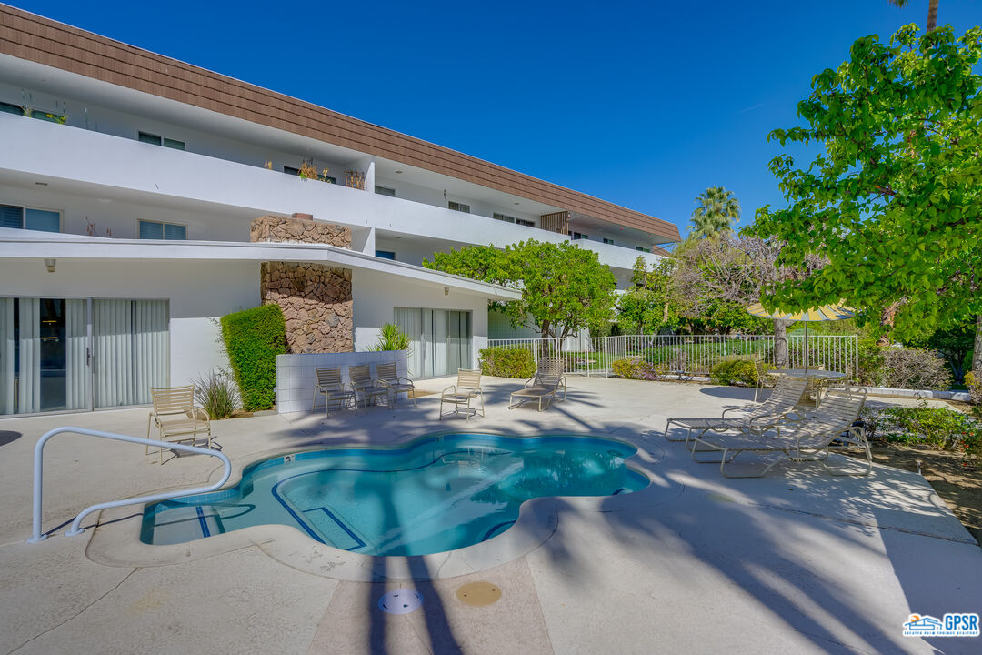 Image 30 for 2300 PALM CANYON DR #31