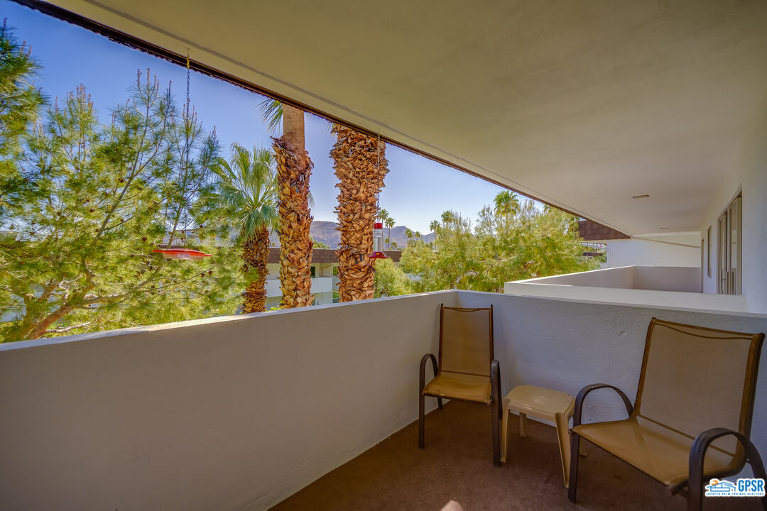Image 11 for 2300 PALM CANYON DR #31
