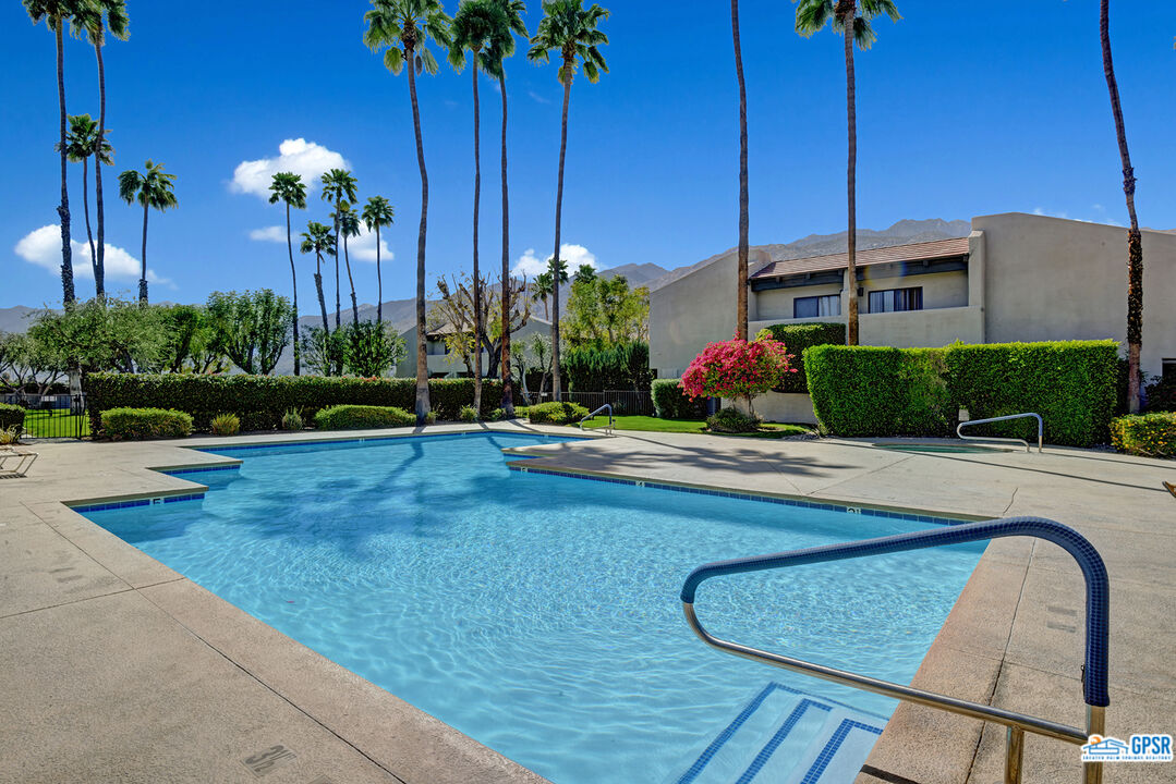 Image 3 for 1150 AMADO RD #8B2