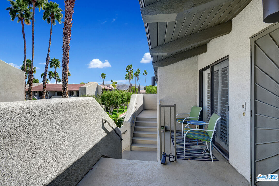 Image 18 for 1150 AMADO RD #8B2