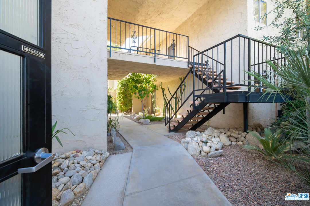 Image 42 for 747 RIVERSIDE DR #3