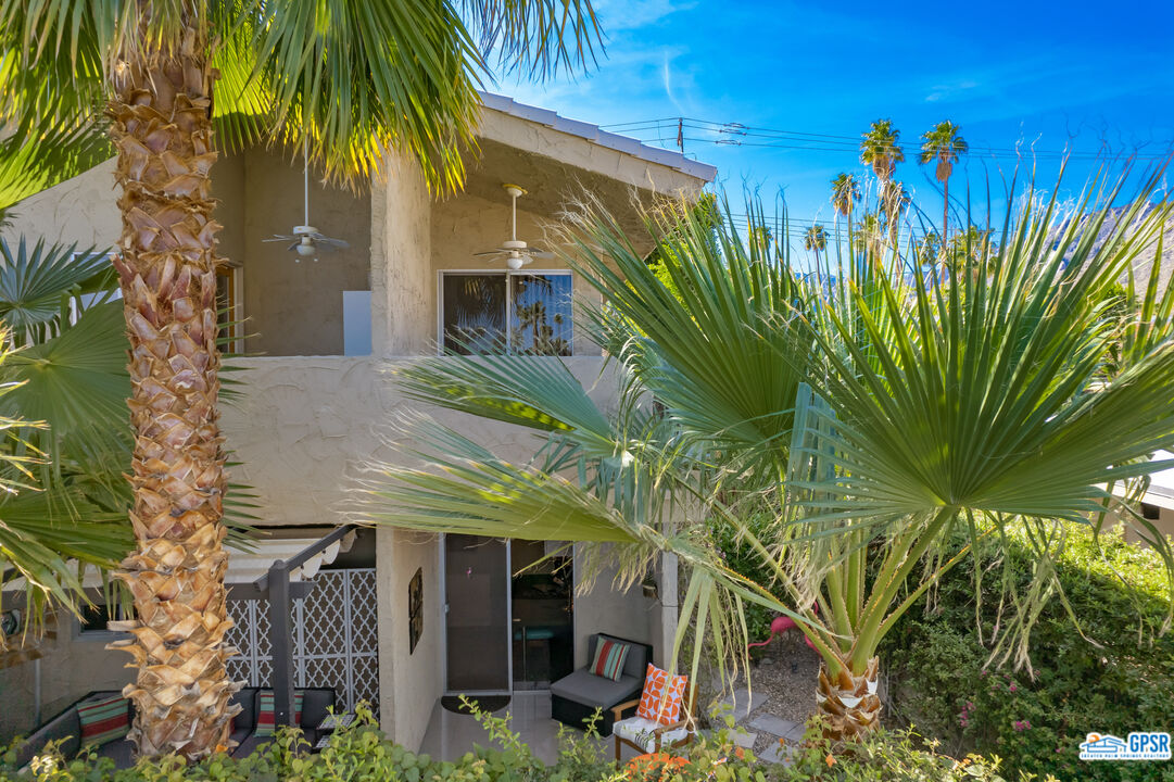 Image 12 for 747 RIVERSIDE DR #3