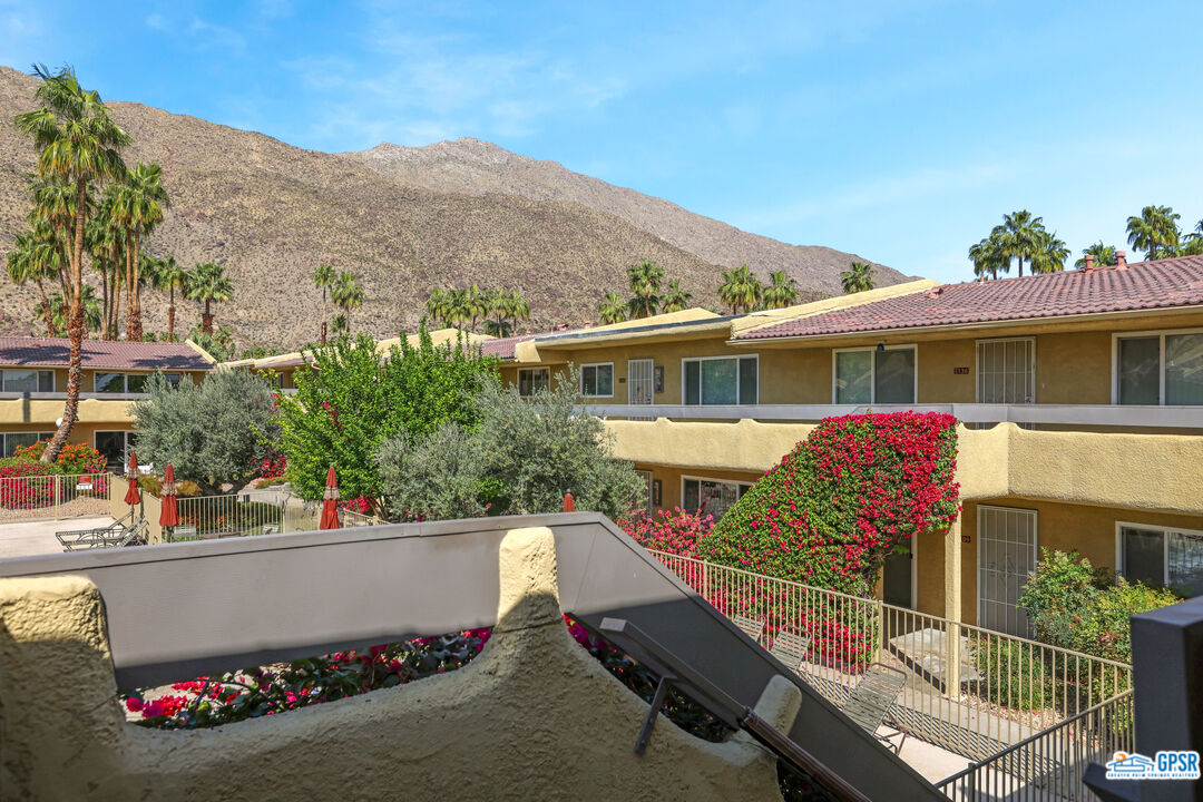 Image 19 for 1950 PALM CANYON DR #139