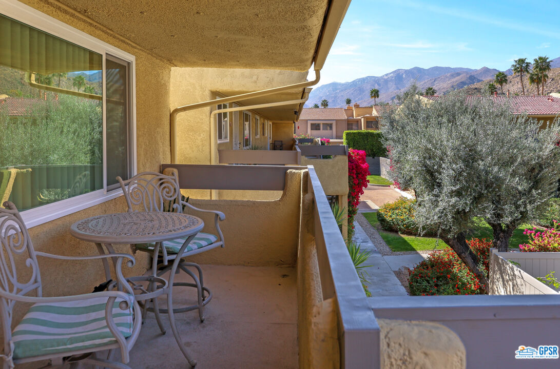Image 21 for 1950 PALM CANYON DR #139