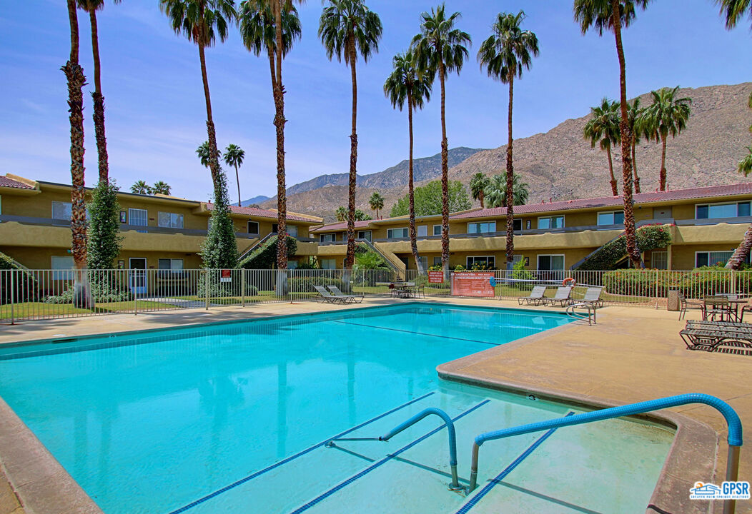 Image 26 for 1950 PALM CANYON DR #139