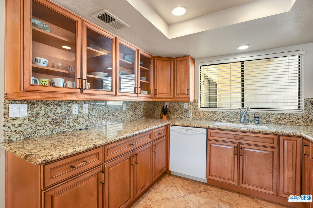 Image 13 for 2600 PALM CANYON DR #48