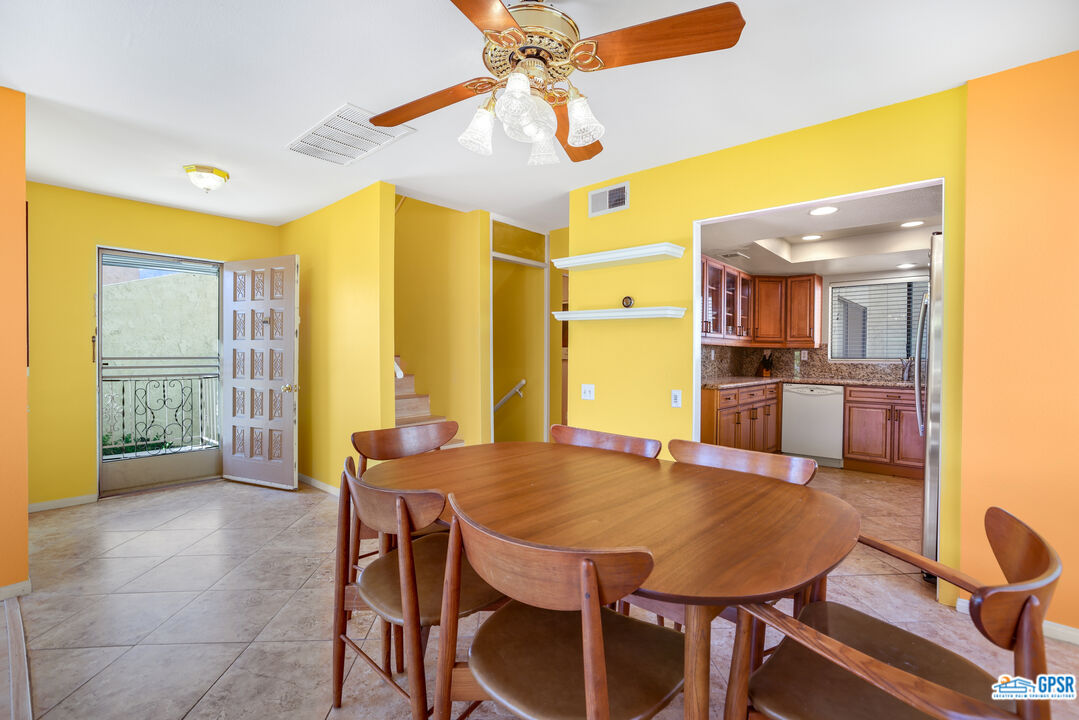 Image 3 for 2600 PALM CANYON DR #48