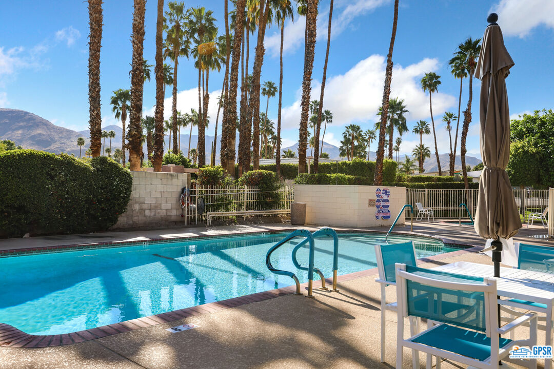 Image 29 for 2600 PALM CANYON DR #48