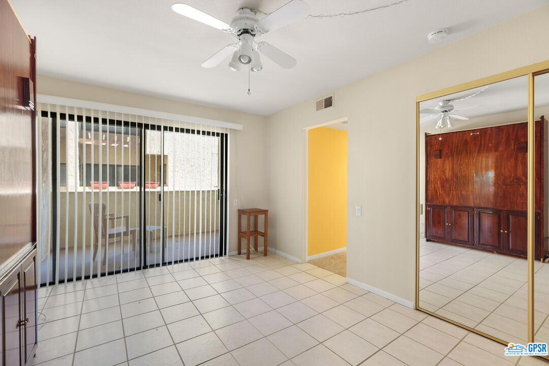Image 17 for 2600 PALM CANYON DR #48