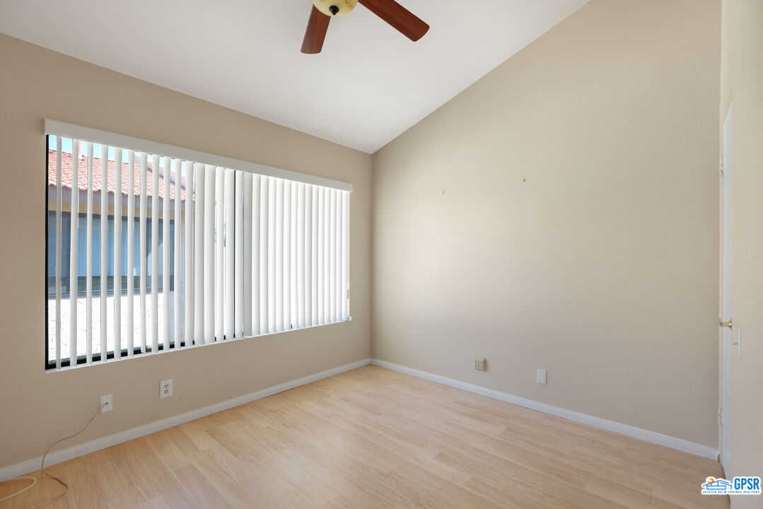 Image 18 for 2600 PALM CANYON DR #48