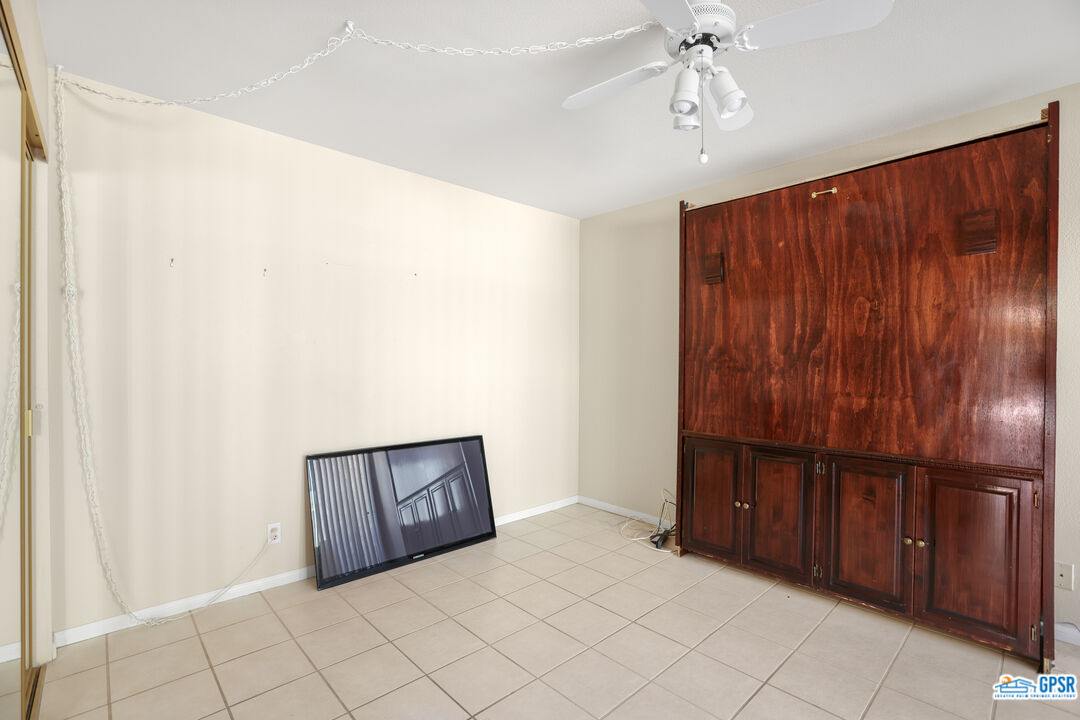 Image 16 for 2600 PALM CANYON DR #48
