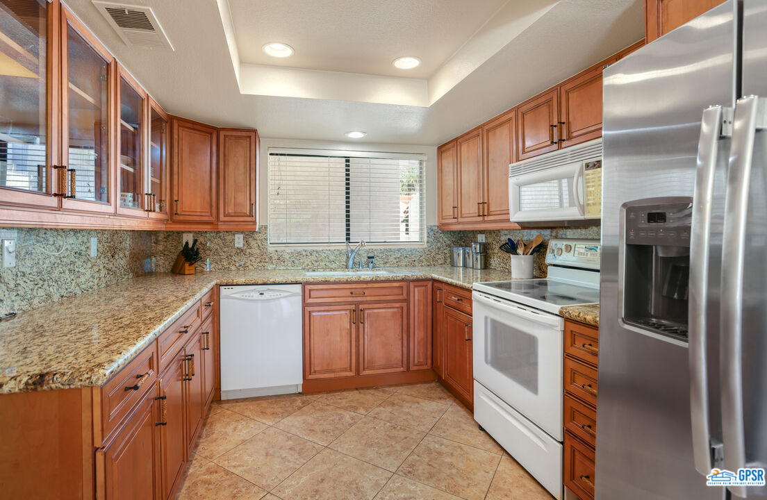 Image 11 for 2600 PALM CANYON DR #48