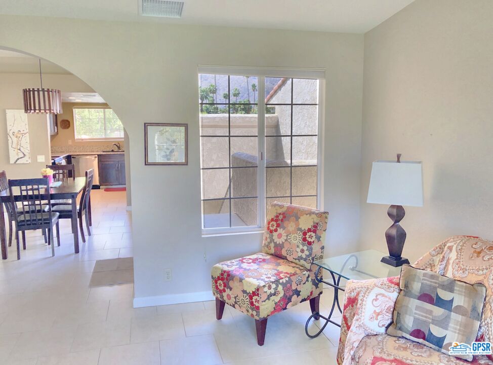Image 6 for 2701 MESQUITE AVE #Z134