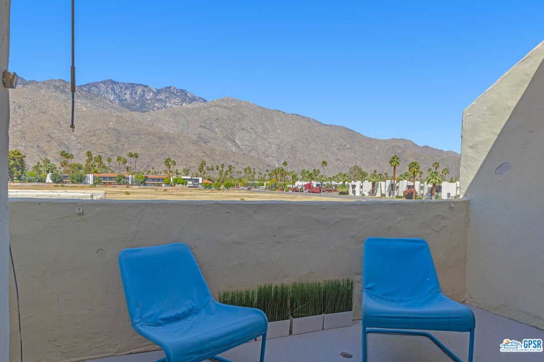 Image 2 for 1655 PALM CANYON DR #318