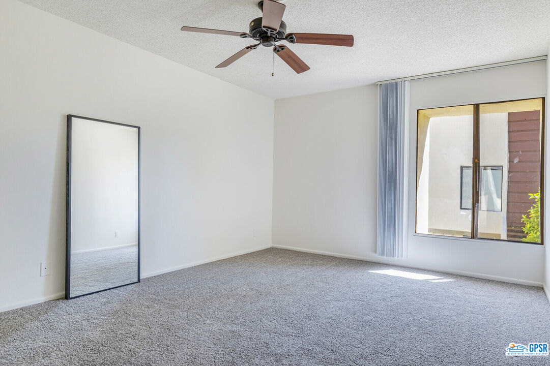 Image 7 for 1655 PALM CANYON DR #318