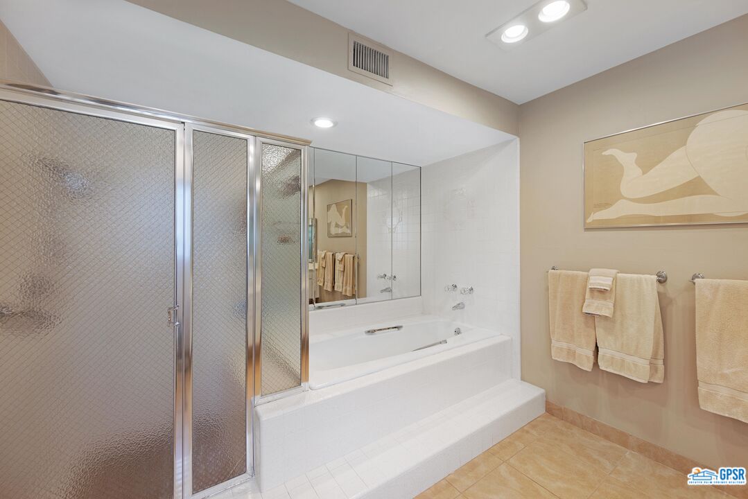 Image 30 for 2455  S MADRONA DR