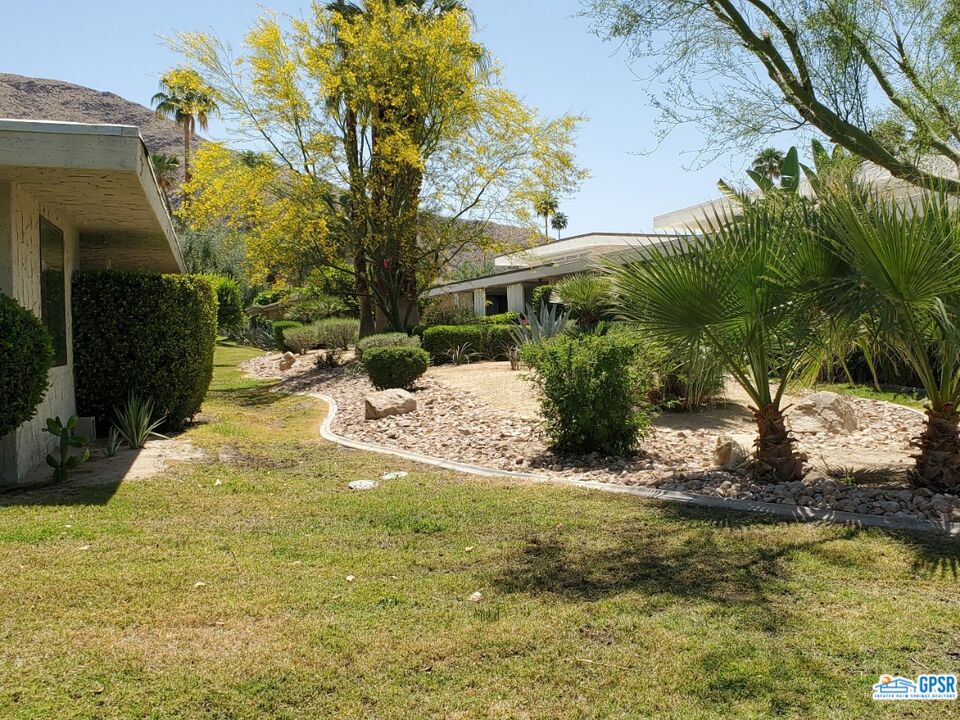 Image 4 for 2455  S MADRONA DR