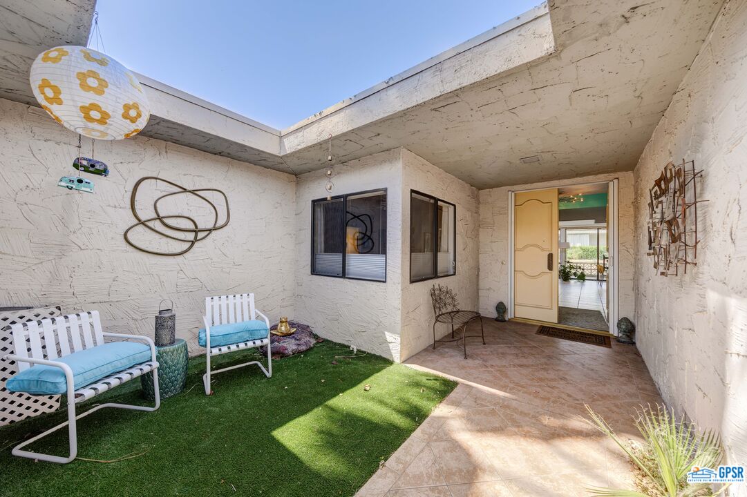 Image 9 for 2455  S MADRONA DR