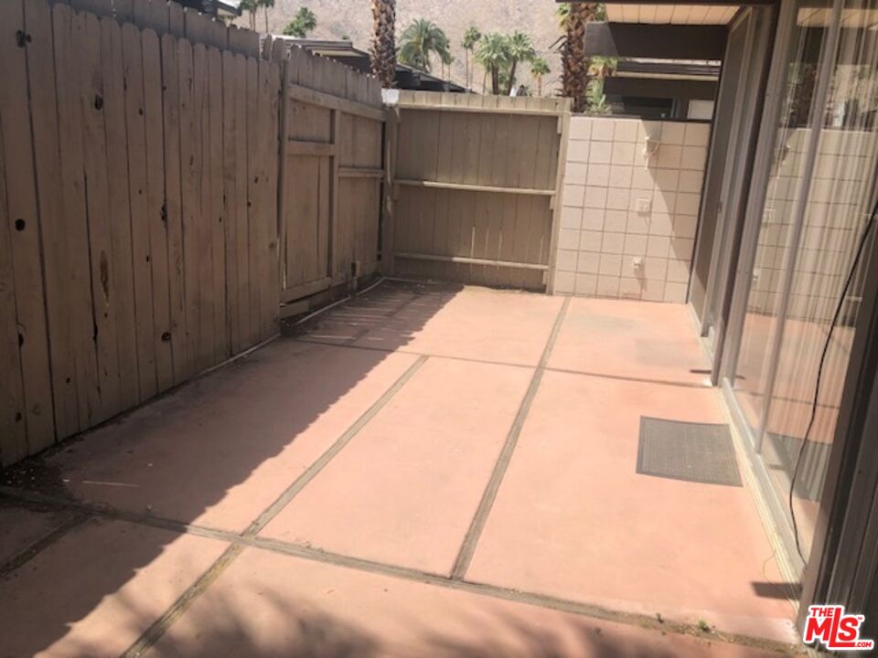 Image 2 for 1111 PALM CANYON DR #320
