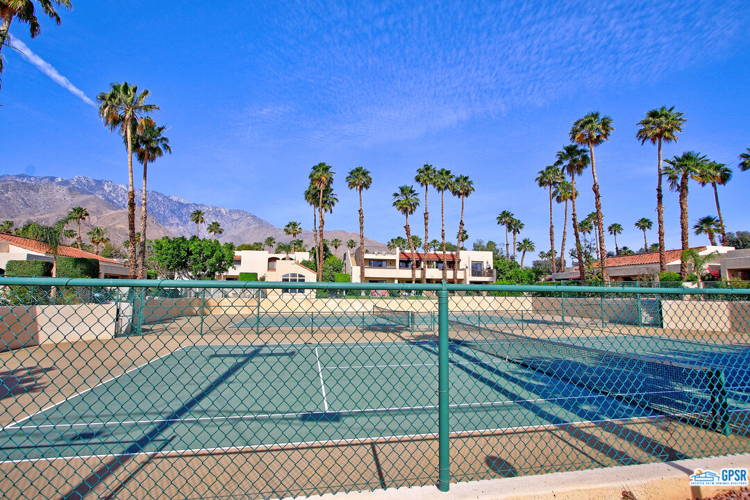 Image 33 for 200 RACQUET CLUB RD #13