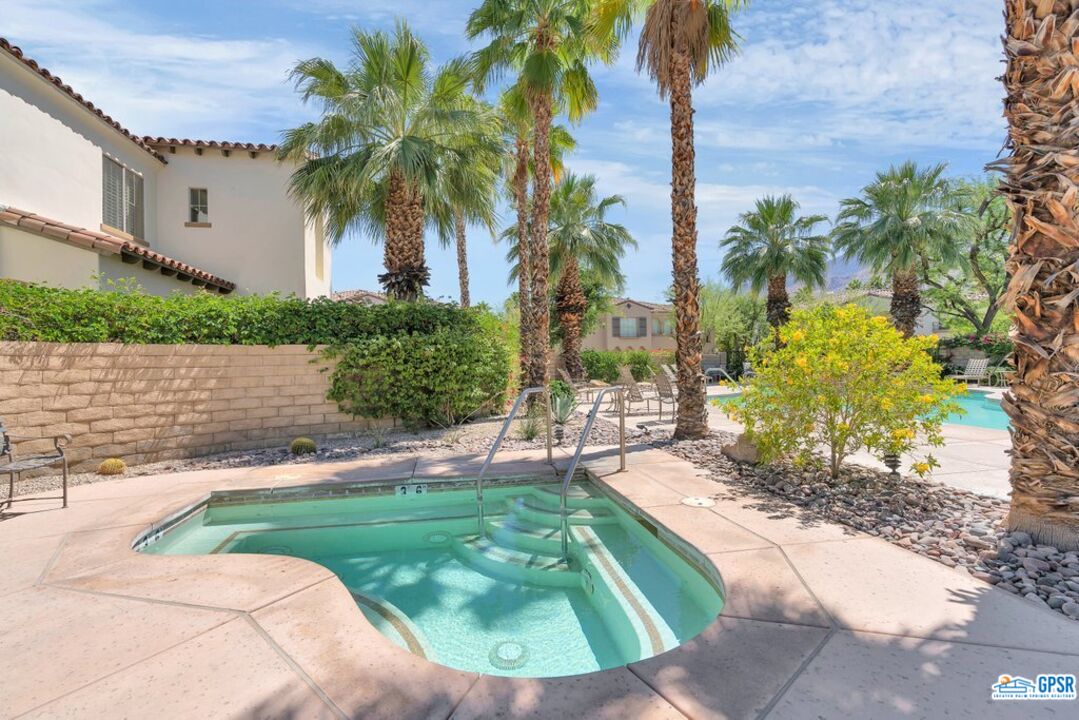 Image 29 for 1402 N YERMO DR