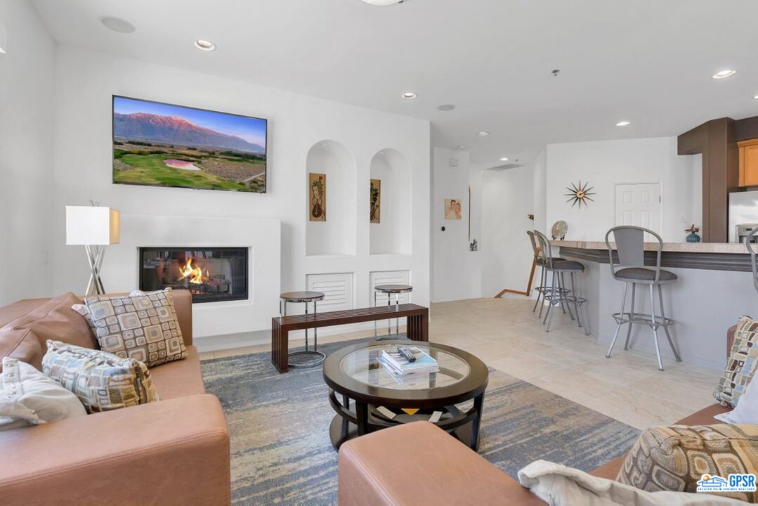 Image 7 for 1402 N YERMO DR