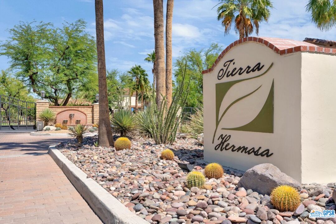 Image 35 for 1402 N YERMO DR
