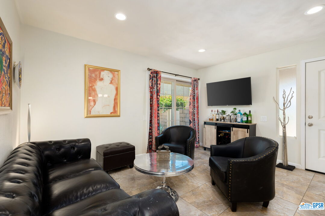 Image 7 for 1330 S SUNFLOWER CIR