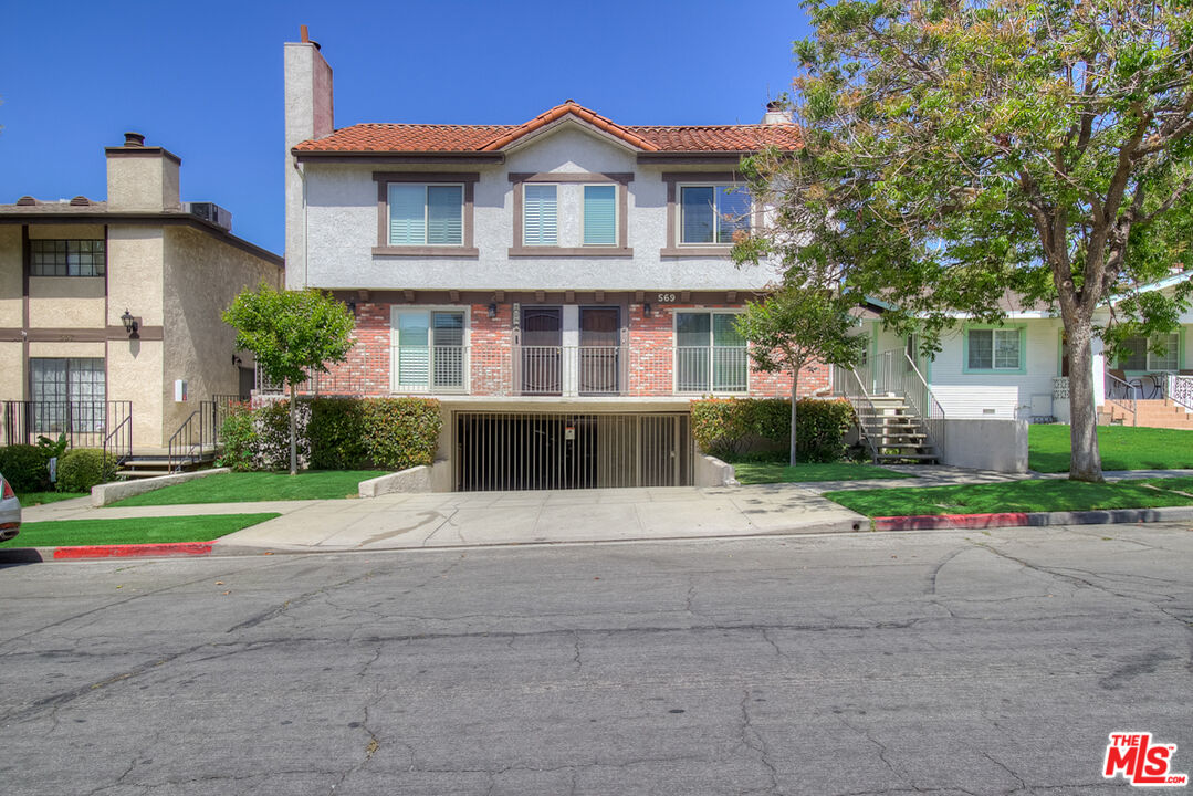 569 Tujunga D Burbank, California This Burbank two-story home offers a two-car garage. This home has been virtually staged to illustrate its potential.
