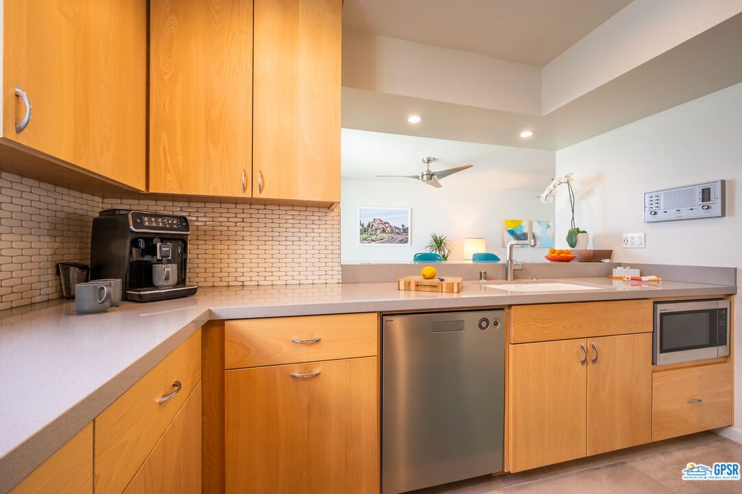 Image 15 for 1857 SANDCLIFF RD