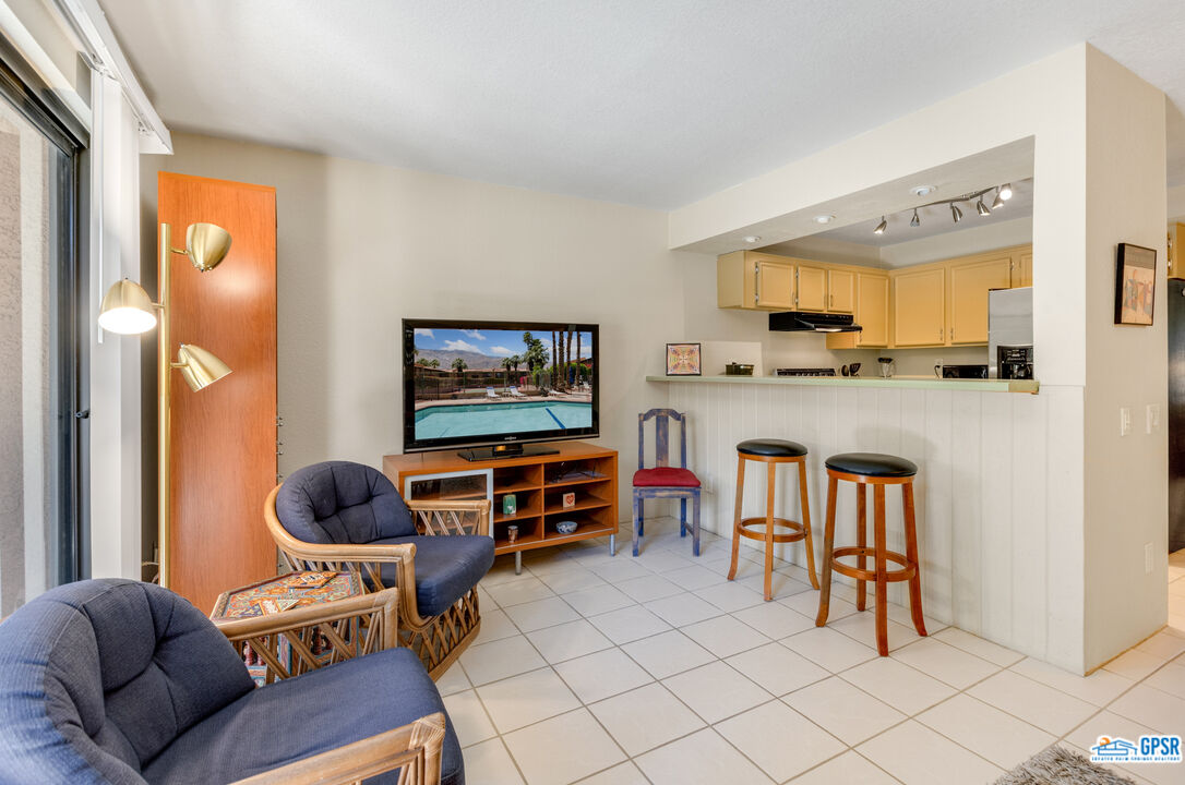 Image 6 for 291 MEL AVE #370