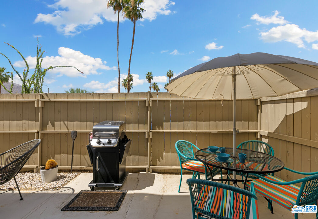 Image 12 for 1111 PALM CANYON DR #121