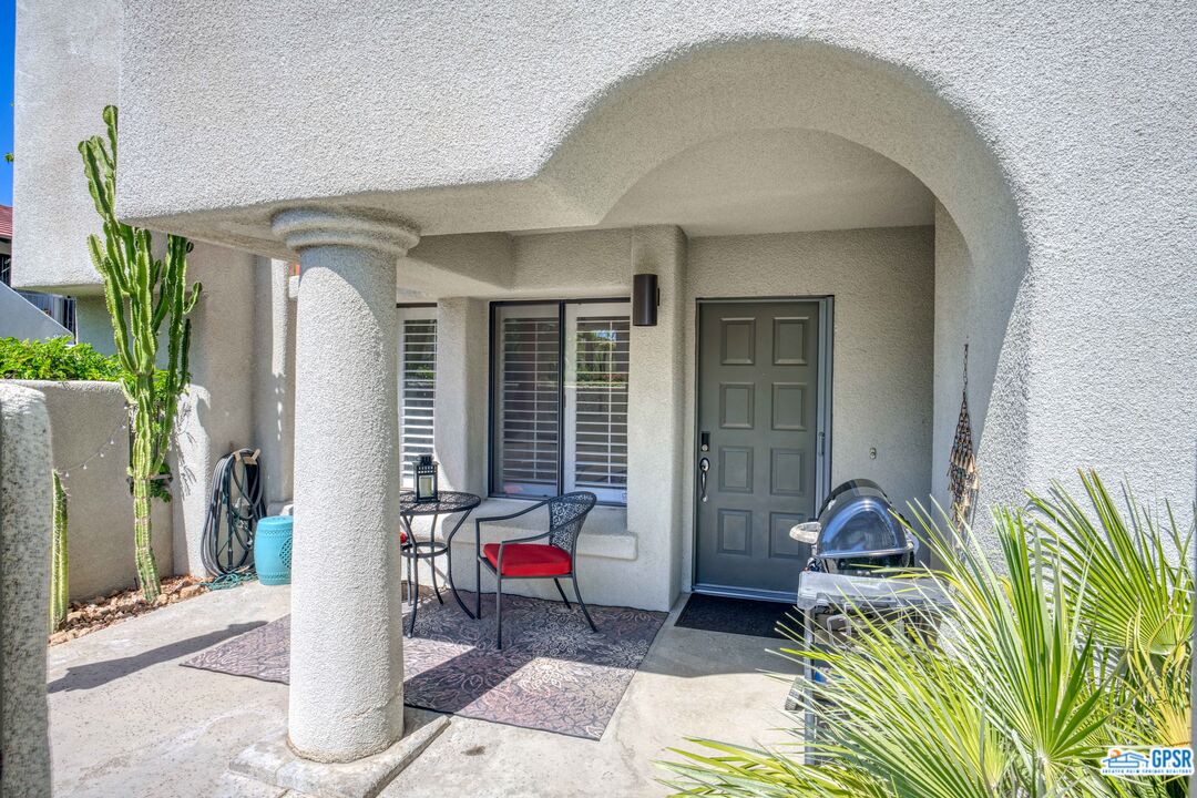 Image 4 for 351 HERMOSA DR #5D1