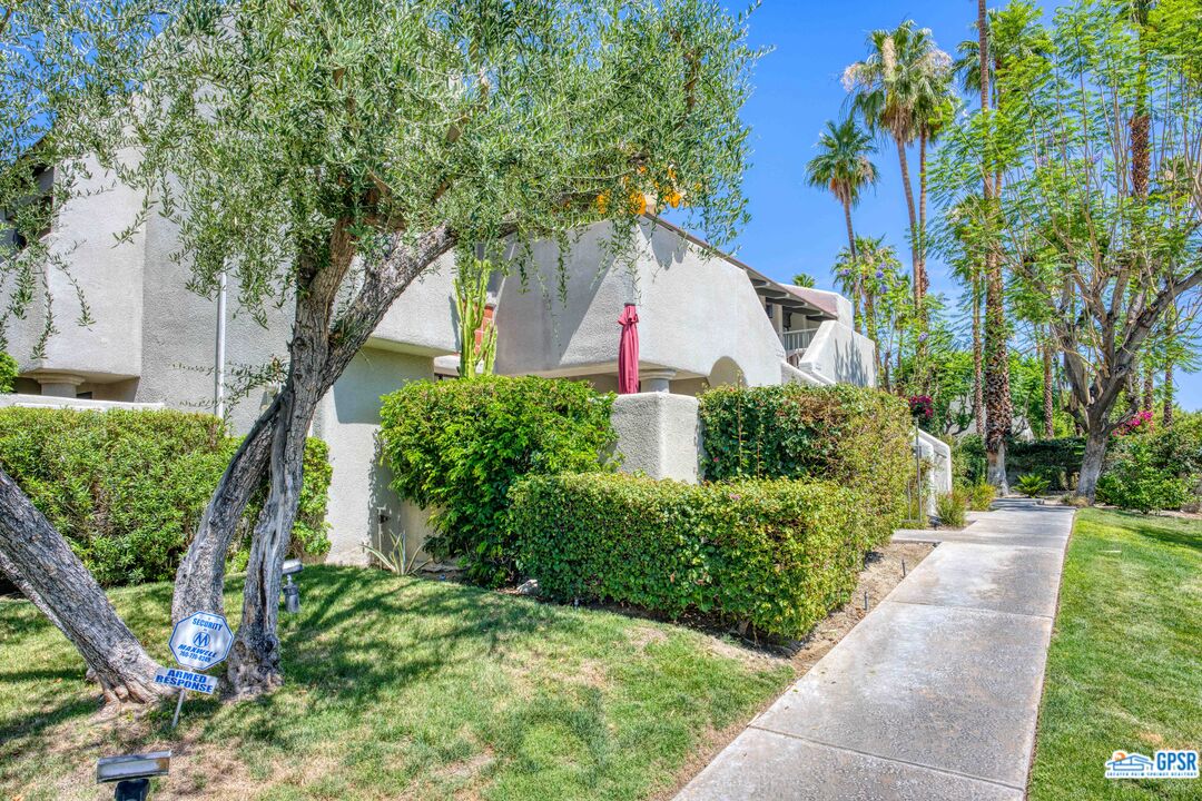 Image 2 for 351 HERMOSA DR #5D1