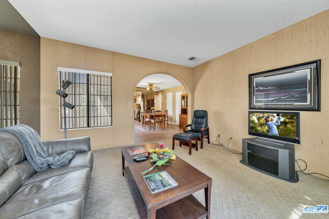 Image 10 for 505 FARRELL DR #C15