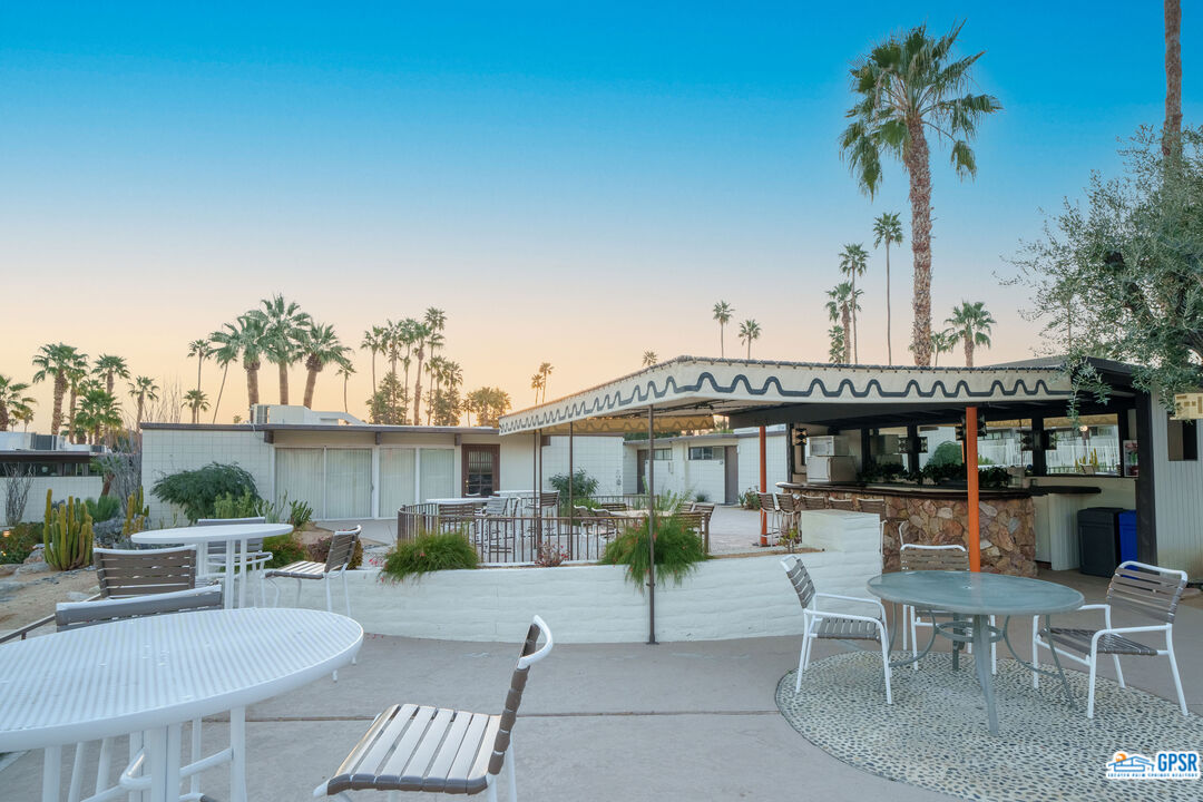Image 20 for 1111 PALM CANYON DR #217