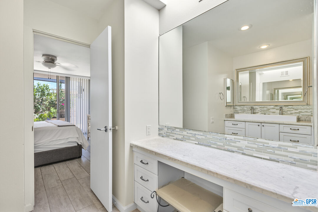 Image 17 for 45301 DEEP CANYON RD #7