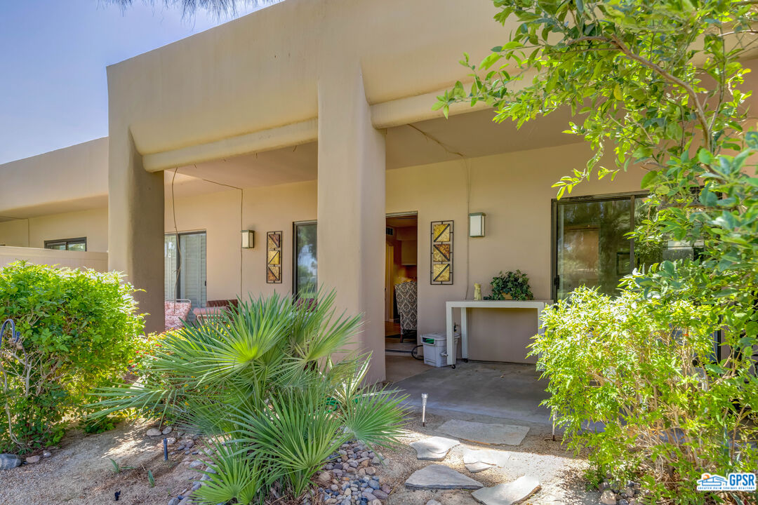 Image 9 for 67428  S CHIMAYO DR