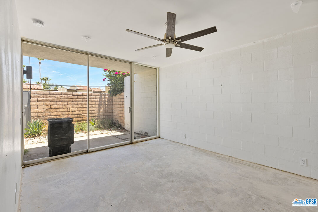 Image 9 for 45301 DEEP CANYON RD #8