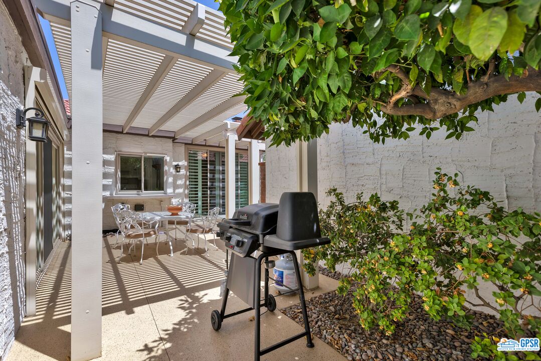 Image 18 for 2495 MIRAMONTE CIR #E