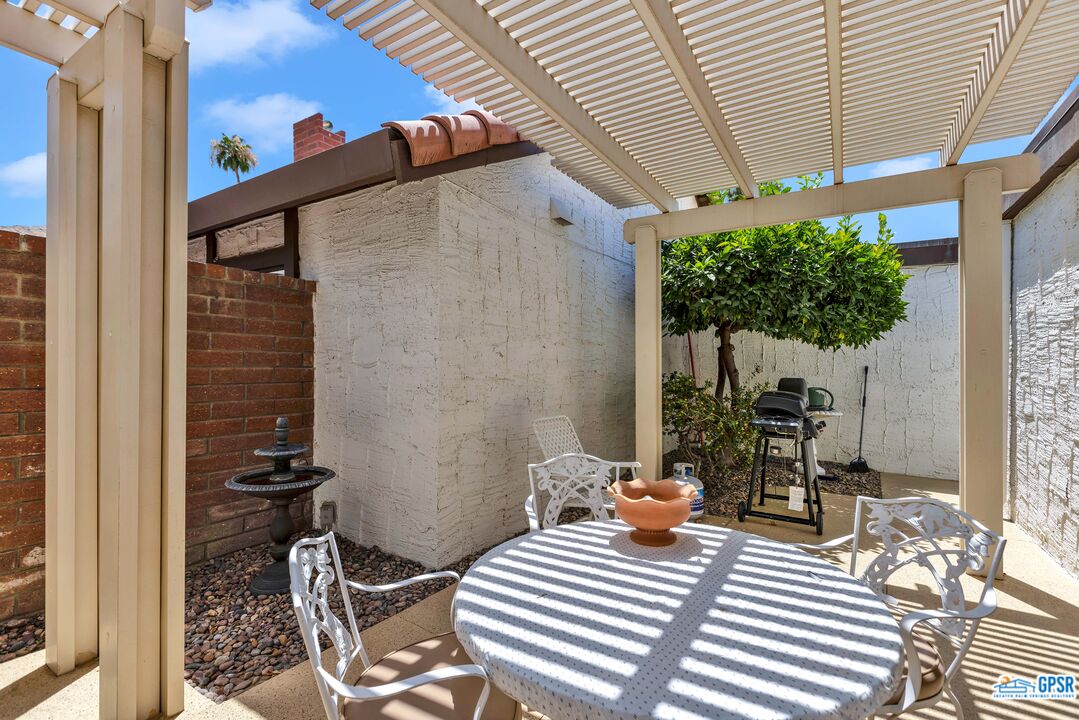 Image 15 for 2495 MIRAMONTE CIR #E