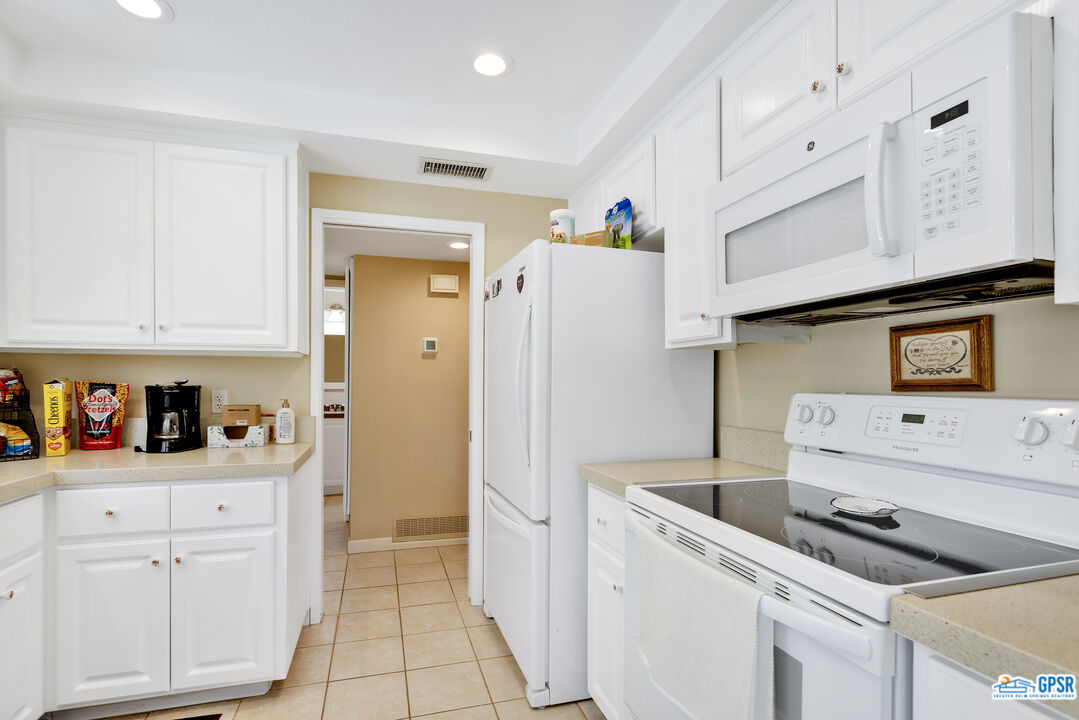 Image 7 for 2495 MIRAMONTE CIR #E
