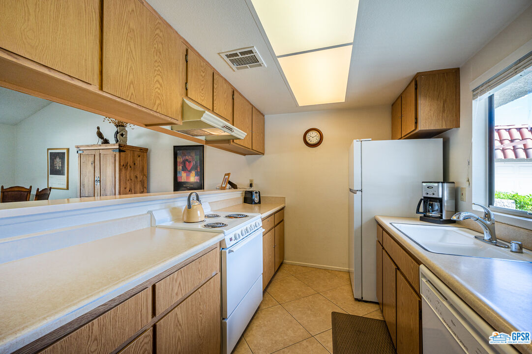Image 12 for 40513 Bay Hill Way