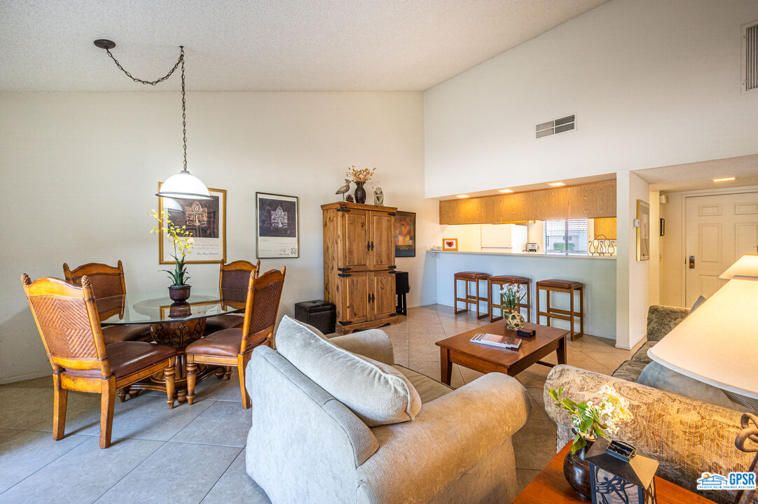 Image 9 for 40513 Bay Hill Way