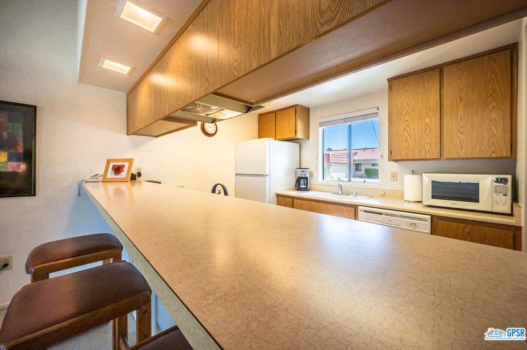 Image 11 for 40513 Bay Hill Way